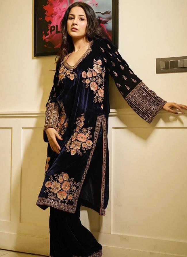 Viscose Velvet Blue Eid Wear Embroidery Work Pakistani Suit